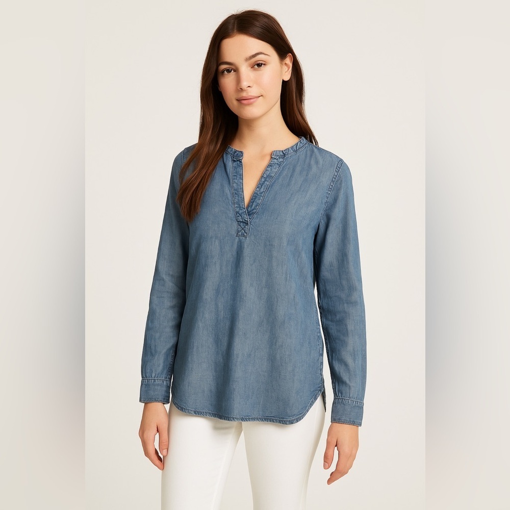 NWT Cloth & Stone Distressed Denim Chambray Long Sleeve Top - S